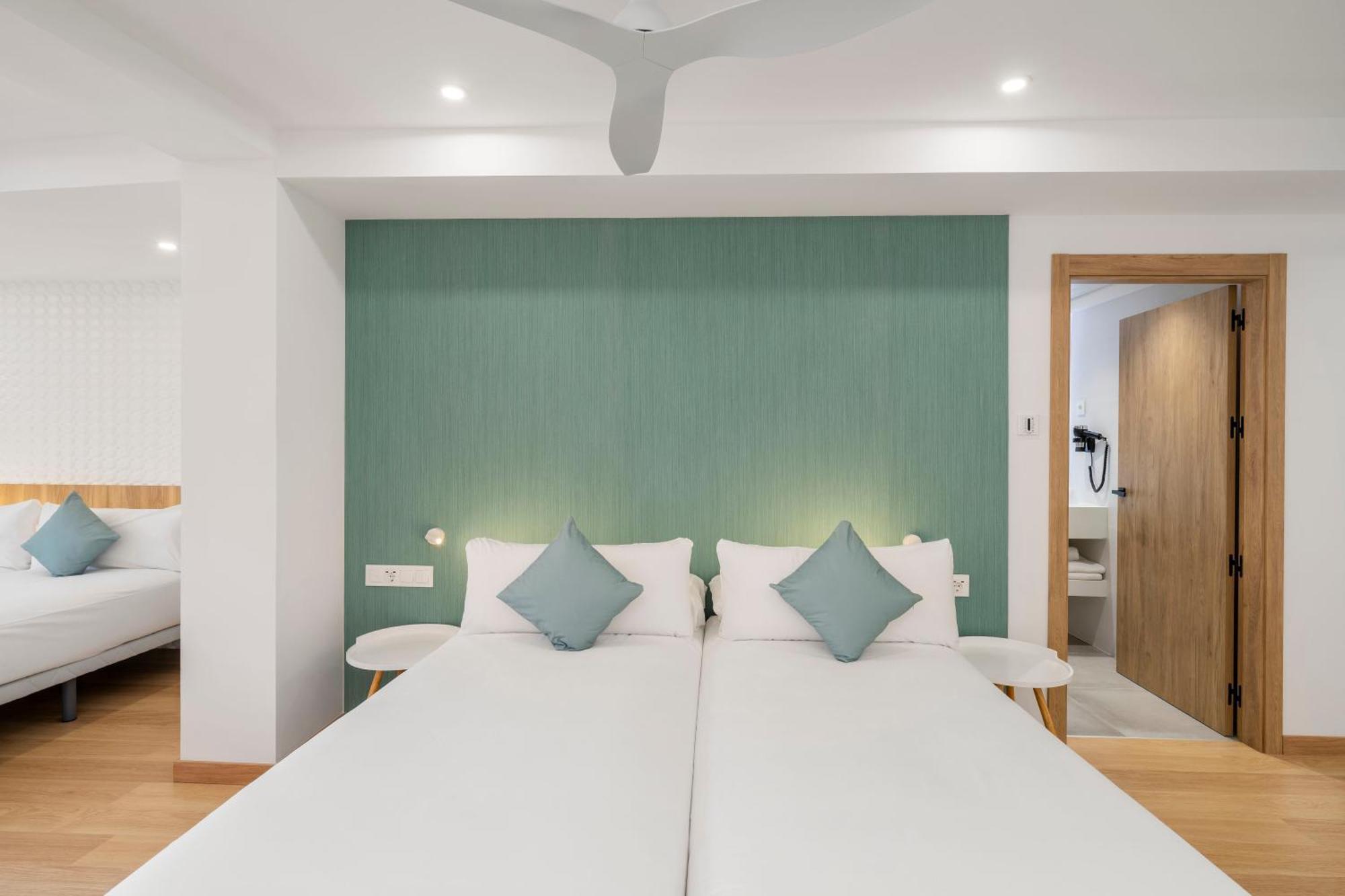 Odyssey Rooms Alicante — Photos 2
